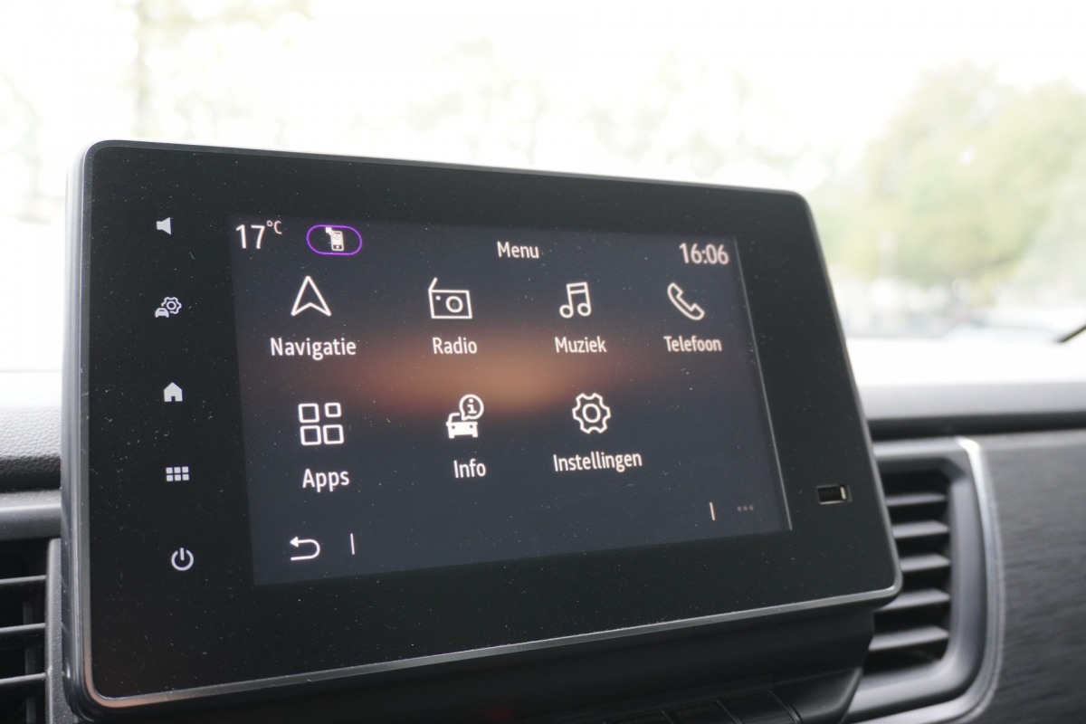 Renault Trafic 2.0 Blue dCi 130PK EURO 6 - Airco - Navi - Cruise - €15.950,- Excl. Renault Trafic 2.0 Blue dCi 130PK EURO 6 - Airco - Navi - Cruise - €15.950,- Excl.