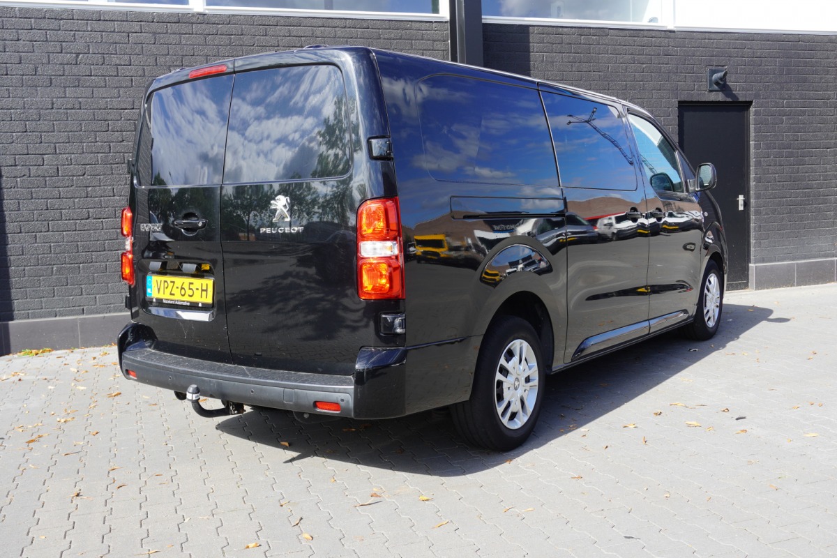Peugeot Expert 2.0 BlueHDI 145PK L3 Dubbel Cabine EURO 6 - Airco - Navi - Cruise - €15.900,- Excl. Peugeot Expert 2.0 BlueHDI 145PK L3 Dubbel Cabine EURO 6 - Airco - Navi - Cruise - €15.900,- Excl.