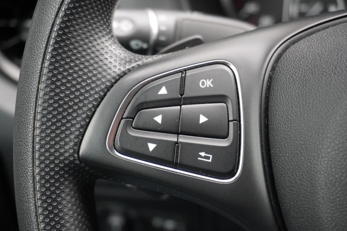 Mercedes-Benz Vito 114 CDI Lang Automaat EURO 6 - AC/Climate - Cruise - Camera - € 16.900,- Excl.