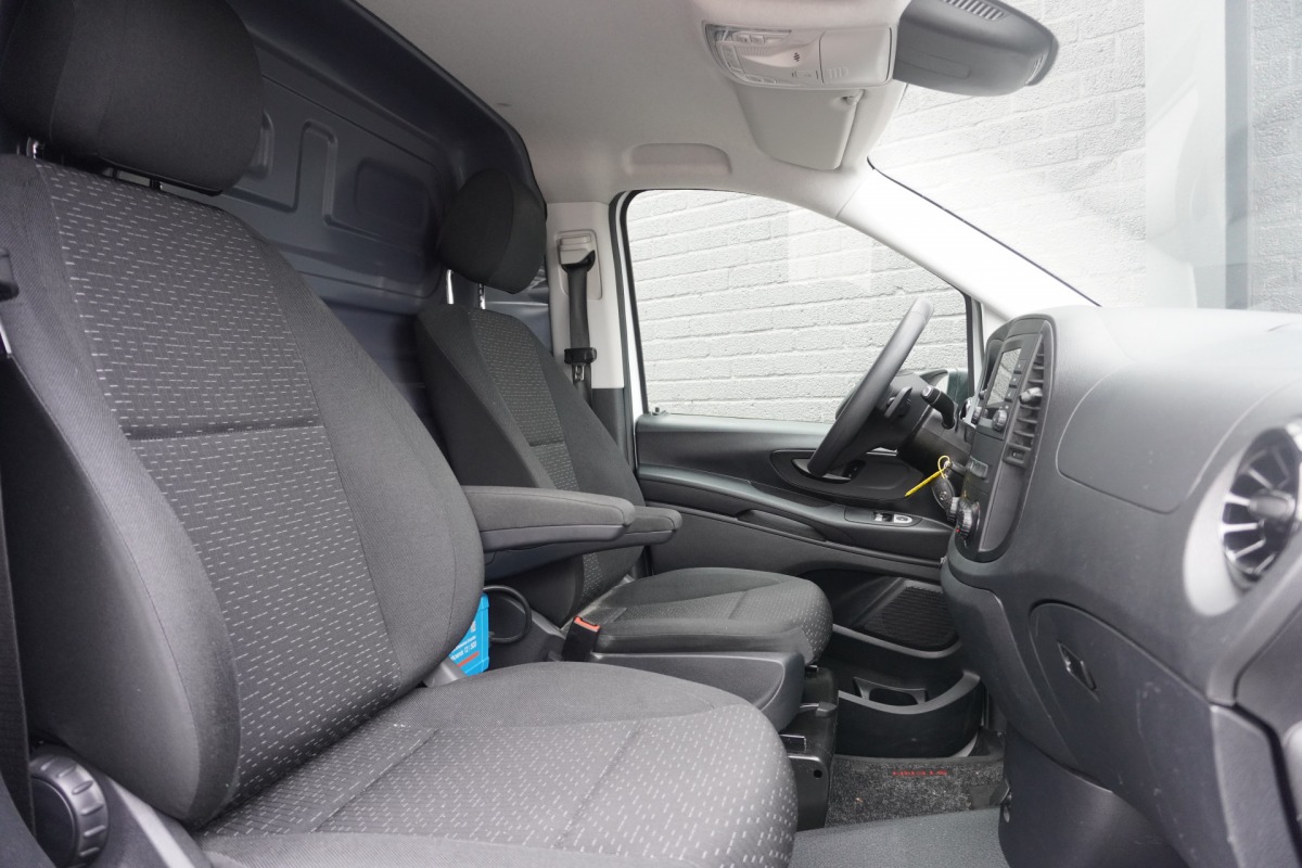 Mercedes-Benz Vito 114 CDI Lang Automaat EURO 6 - AC/Climate - Cruise - Camera - € 16.900,- Excl.