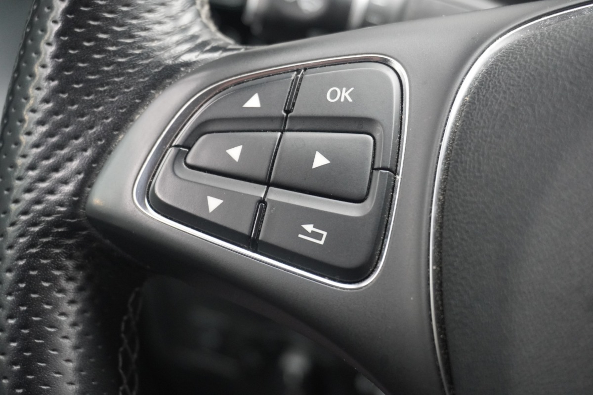 Mercedes-Benz Vito 114 CDI Lang Automaat EURO 6 - Airco - Navi - Cruise - €18.950,- Excl. Mercedes-Benz Vito 114 CDI Lang Automaat EURO 6 - Airco - Navi - Cruise - €18.950,- Excl.