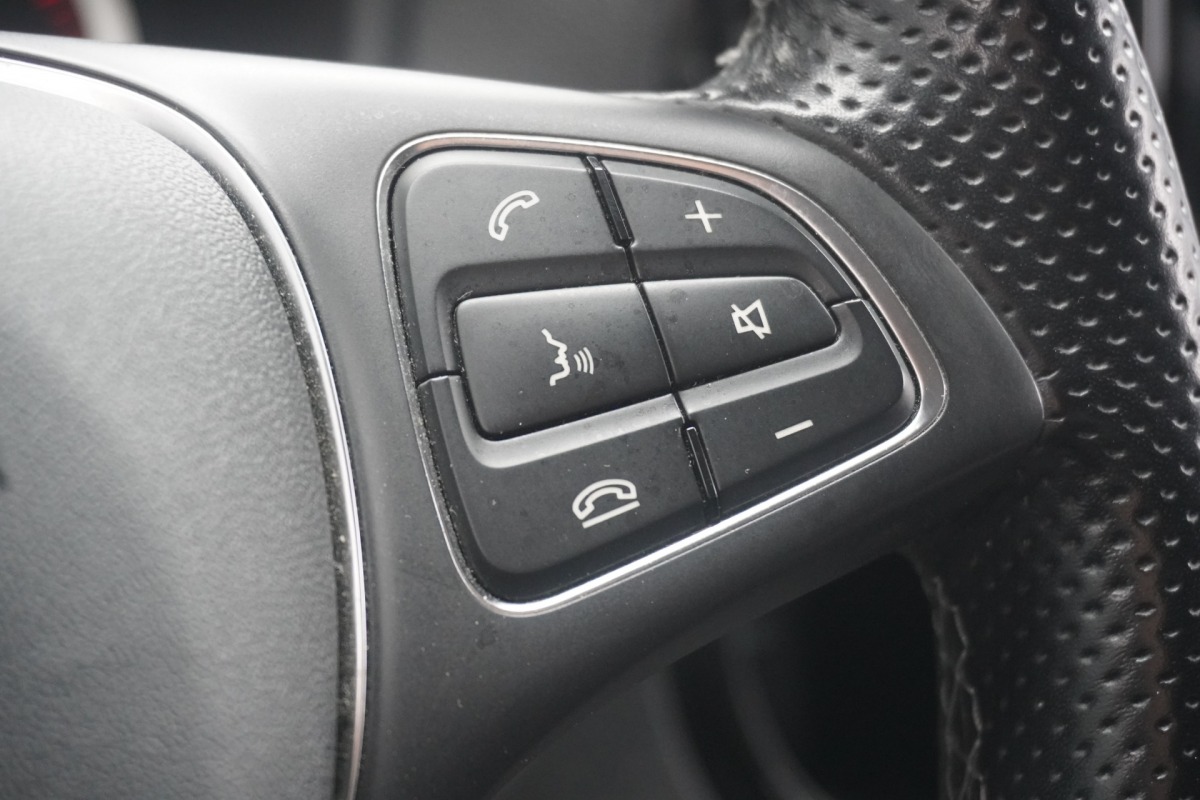 Mercedes-Benz Vito 114 CDI Lang Automaat EURO 6 - Airco - Navi - Cruise - €18.950,- Excl. Mercedes-Benz Vito 114 CDI Lang Automaat EURO 6 - Airco - Navi - Cruise - €18.950,- Excl.