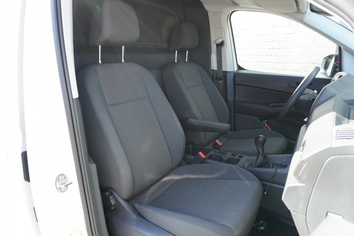 Volkswagen Caddy Cargo Maxi 2.0 TDI 122PK 2x Schuifdeur EURO 6 - Airco - Navi - Cruise - €12.950,- Excl. Volkswagen Caddy Cargo Maxi 2.0 TDI 122PK 2x Schuifdeur EURO 6 - Airco - Navi - Cruise - €12.950,- Excl.