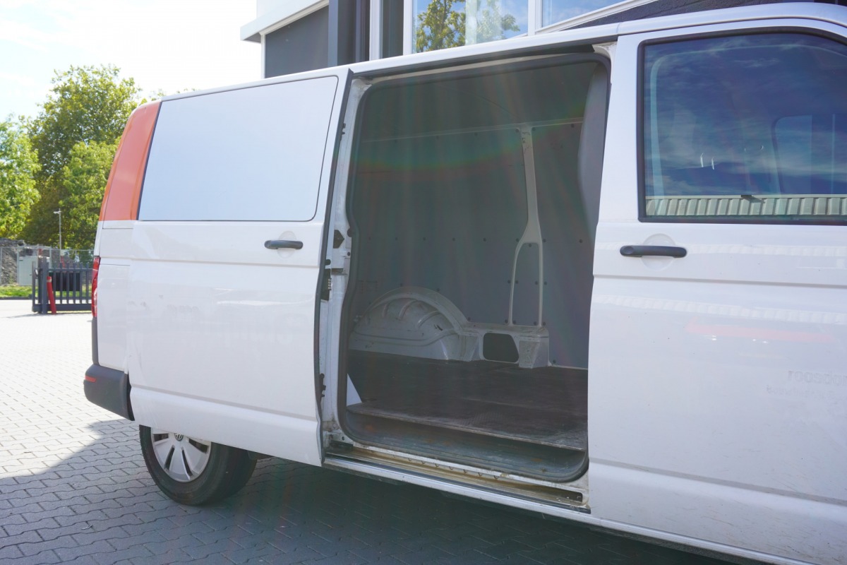 Volkswagen Transporter 2.0 TDI L2 EURO 6 - Airco - Navi - Cruise - €13.950,- Excl.