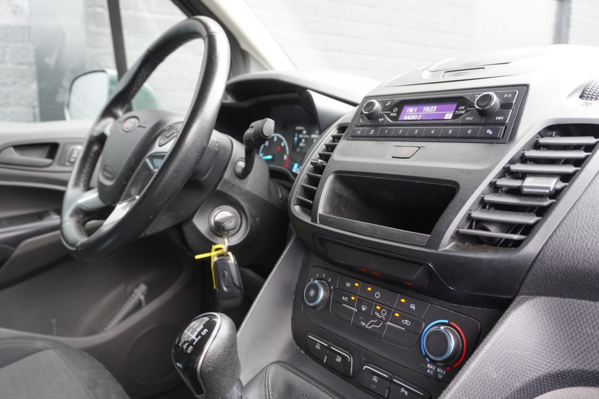 Ford Transit Connect 1.5 EcoBlue 100PK EURO 6 - Airco - Cruise - PDC - €10.900,- Excl. Ford Transit Connect 1.5 EcoBlue 100PK EURO 6 - Airco - Cruise - PDC - €10.900,- Excl.