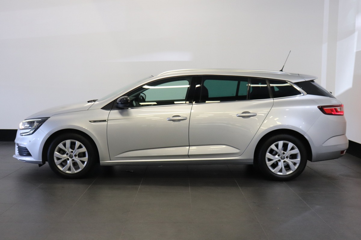 Renault Mégane Estate 1.3 TCe Limited NL-Auto Airco | Navi | Cruise | Camera | LM velgen | €9.900,- Renault Mégane Estate 1.3 TCe Limited NL-Auto Airco | Navi | Cruise | Camera | LM velgen | €9.900,-