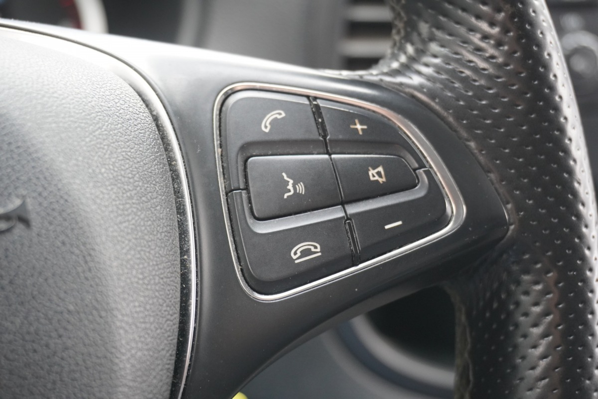 Mercedes-Benz Vito 114 CDI Lang Automaat EURO 6 - Airco - Navi - Cruise - €16.950,- Excl. Mercedes-Benz Vito 114 CDI Lang Automaat EURO 6 - Airco - Navi - Cruise - €16.950,- Excl.