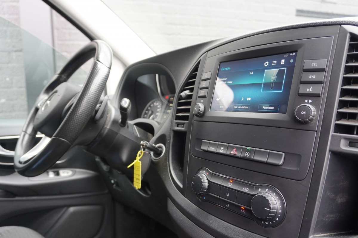 Mercedes-Benz Vito 114 CDI Lang Automaat EURO 6 - Airco - Navi - Cruise - €16.950,- Excl. Mercedes-Benz Vito 114 CDI Lang Automaat EURO 6 - Airco - Navi - Cruise - €16.950,- Excl.