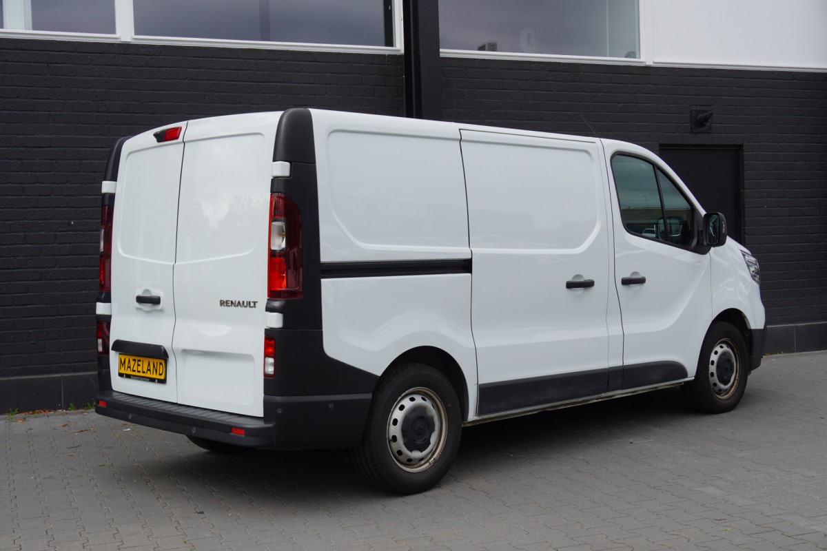 Renault Trafic 2.0 dCi 130PK EURO 6 - Airco - Navi - Cruise - €15.950,- Excl. Renault Trafic 2.0 dCi 130PK EURO 6 - Airco - Navi - Cruise - €15.950,- Excl.