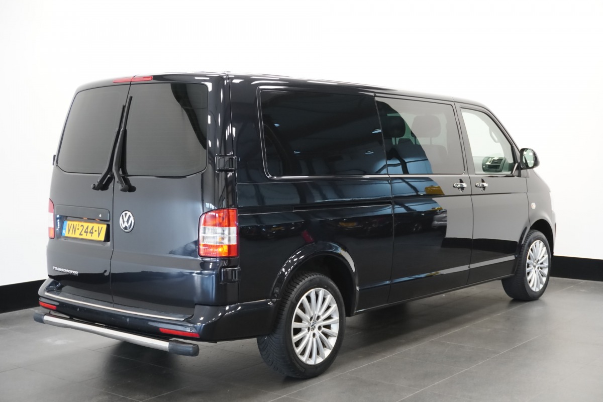 Volkswagen Transporter 2.0 TDI L2 DC Automaat 180PK - Airco - Cruise - PDC - € 11.900,- Excl. Volkswagen Transporter 2.0 TDI L2 DC Automaat 180PK - Airco - Cruise - PDC - € 11.900,- Excl.