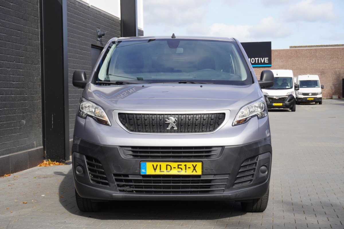 Peugeot Expert 1.5 BlueHDI L2 EURO 6 - Airco - Cruise - Carplay - €13.900,- Excl. Peugeot Expert 1.5 BlueHDI L2 EURO 6 - Airco - Cruise - Carplay - €13.900,- Excl.
