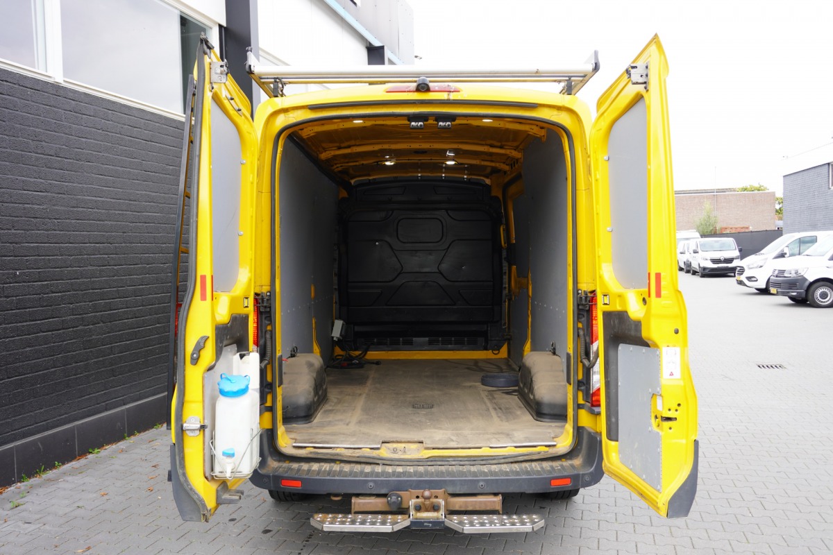Ford Transit 2.0 TDCI 130PK L3H2 EURO 6 - Airco - Cruise - PDC - €11.900,- Excl.