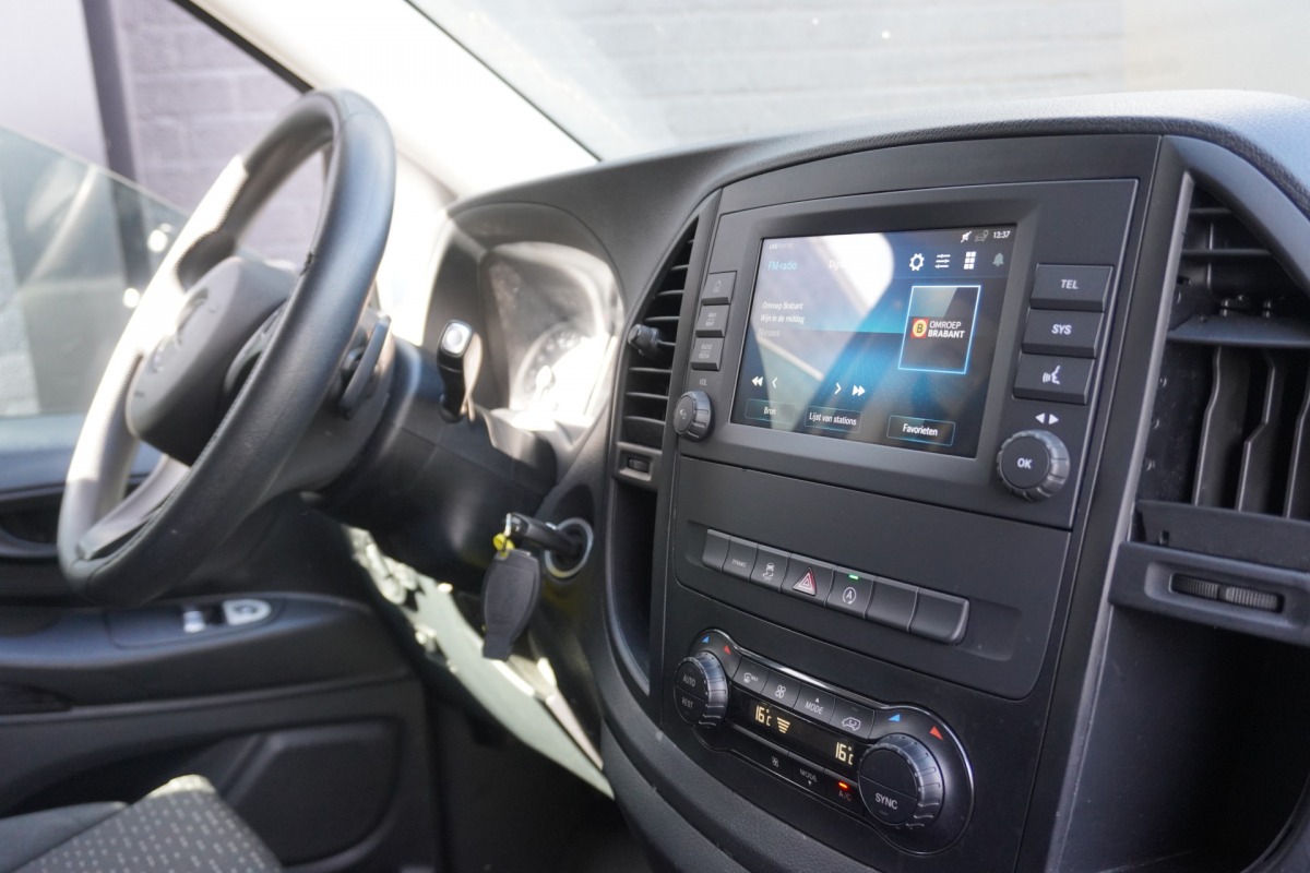 Mercedes-Benz Vito 114 CDI XL 2xSchuif Automaat EURO 6 - AC/Climate - Navi - Cruise - €19.900,- Excl. Mercedes-Benz Vito 114 CDI XL 2xSchuif Automaat EURO 6 - AC/Climate - Navi - Cruise - €19.900,- Excl.