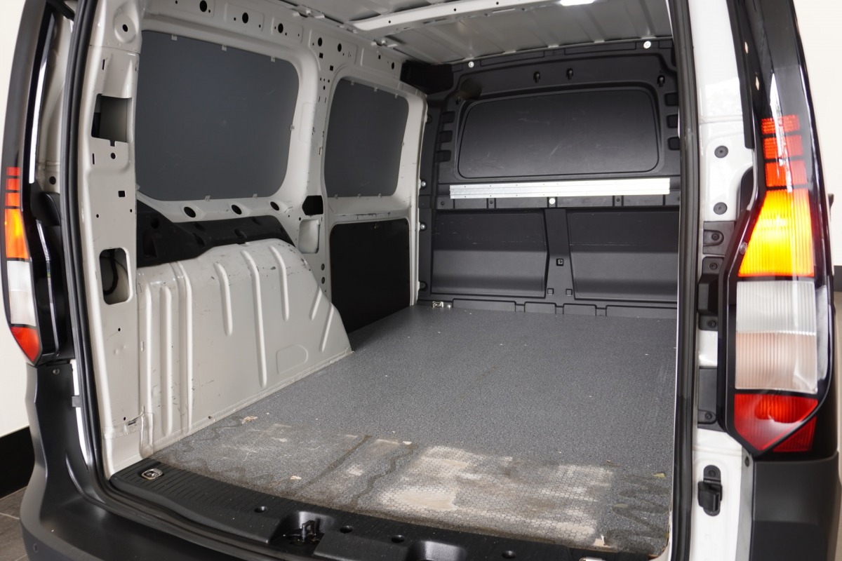 Volkswagen Caddy Cargo Maxi 2.0 TDI EURO 6 - Airco - Navi - Cruise - €13.950,- Excl.