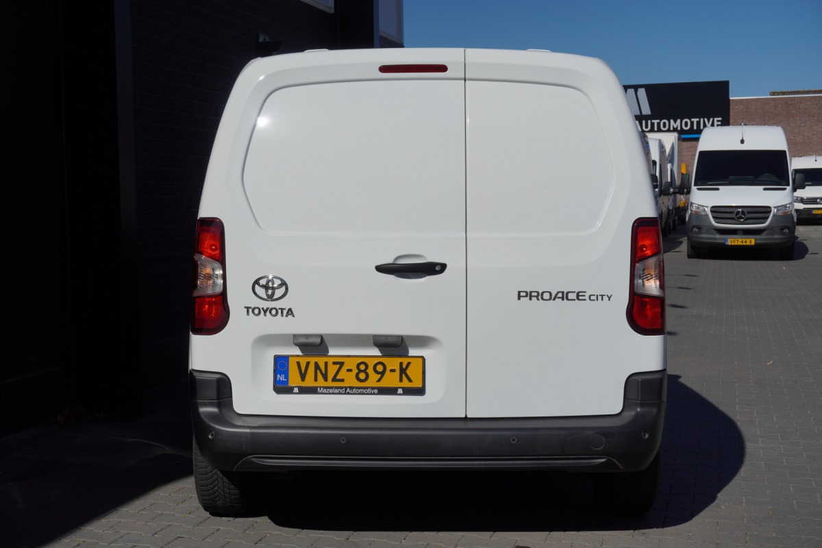 Toyota PROACE CITY 1.5 D-4D EURO 6 - Airco - Cruise - PDC - €12.950,- Excl.