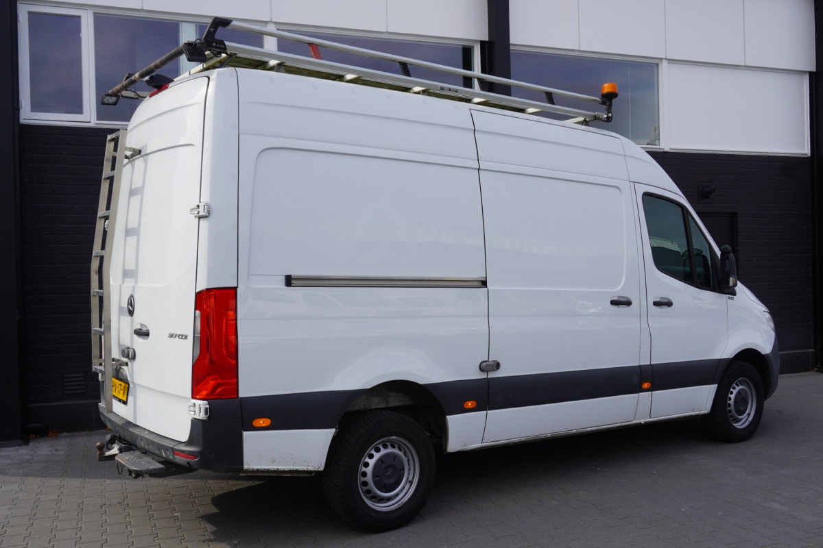 Mercedes-Benz Sprinter 317 CDI L2H2 170PK Automaat EURO 6 - Airco - Navi - Cruise - €21.900,- Excl. Mercedes-Benz Sprinter 317 CDI L2H2 170PK Automaat EURO 6 - Airco - Navi - Cruise - €21.900,- Excl.