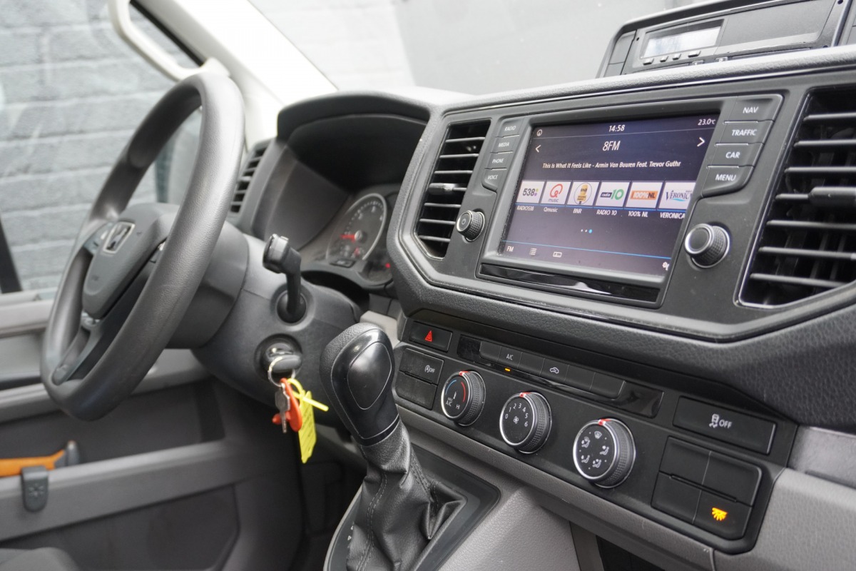 MAN TGE 2.0 177PK Automaat Dubbellucht EURO 6 - Airco - Cruise - Laadklep - €19.950,- Excl. MAN TGE 2.0 177PK Automaat Dubbellucht EURO 6 - Airco - Cruise - Laadklep - €19.950,- Excl.