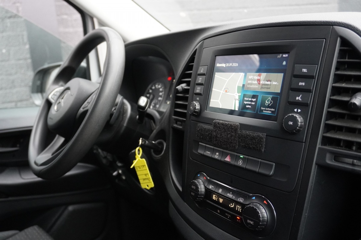 Mercedes-Benz Vito 114 CDI Lang EURO 6 - AC/Climate - Navi - Cruise - €16.900,- Excl. Mercedes-Benz Vito 114 CDI Lang EURO 6 - AC/Climate - Navi - Cruise - €16.900,- Excl.