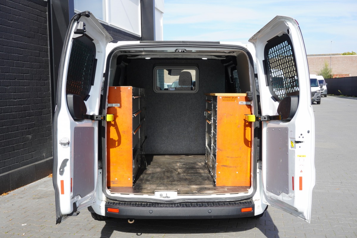 Ford Transit Custom 2.0 TDCI 130PK EURO 6 - Airco - Navi - Cruise - €11.900,- Excl.