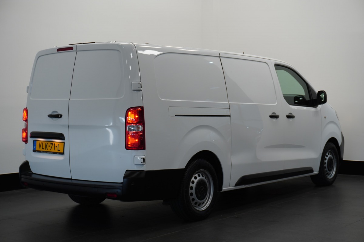 Opel Vivaro-e L3 Edition 136PK 75 kWh - Airco - Navi - PDC - SOH 100% - €22.900,- Excl. Opel Vivaro-e L3 Edition 136PK 75 kWh - Airco - Navi - PDC - SOH 100% - €22.900,- Excl.