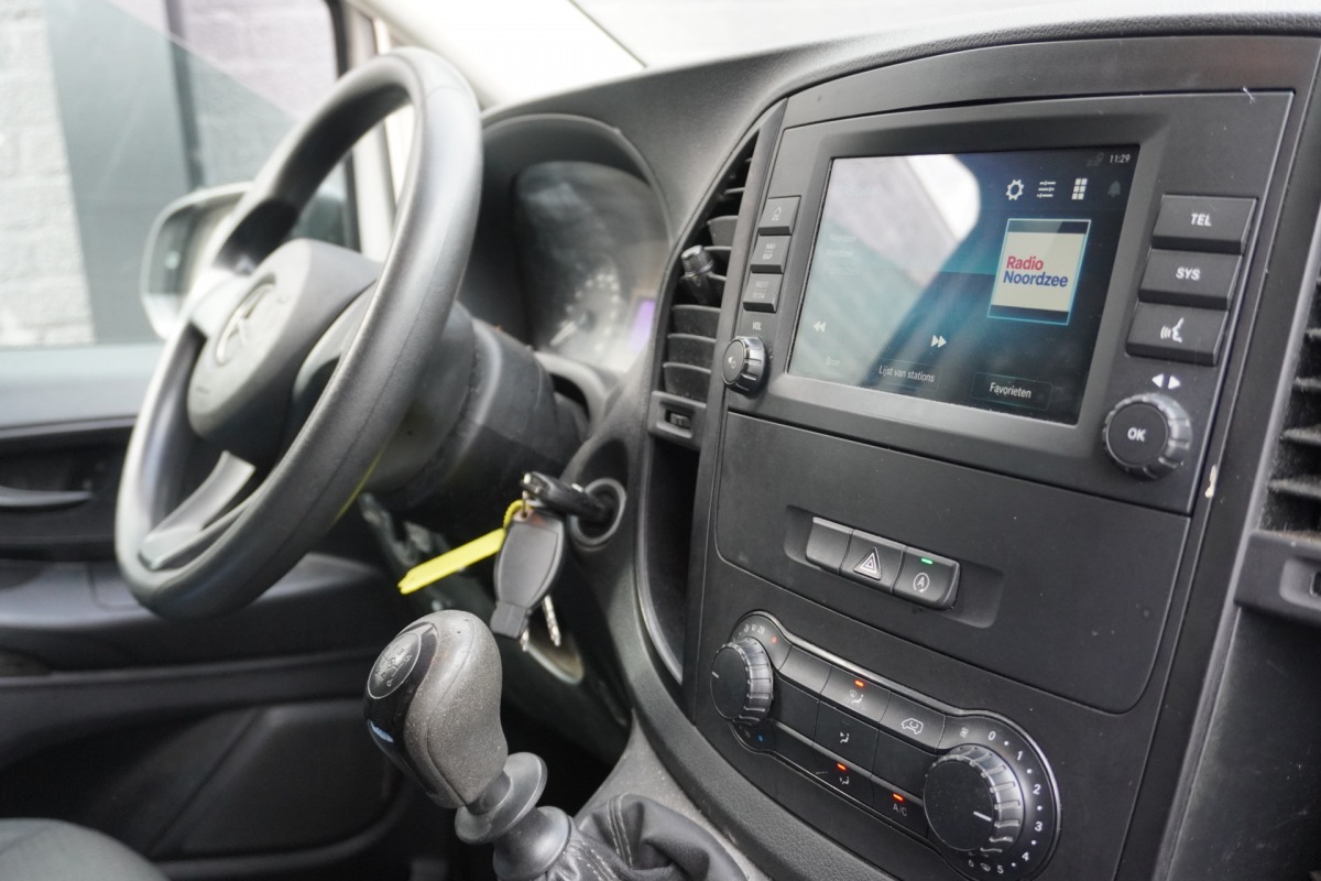 Mercedes-Benz Vito 110 CDI EURO 6 - Airco - Navi - Cruise - €11.950,- Excl. Mercedes-Benz Vito 110 CDI EURO 6 - Airco - Navi - Cruise - €11.950,- Excl.