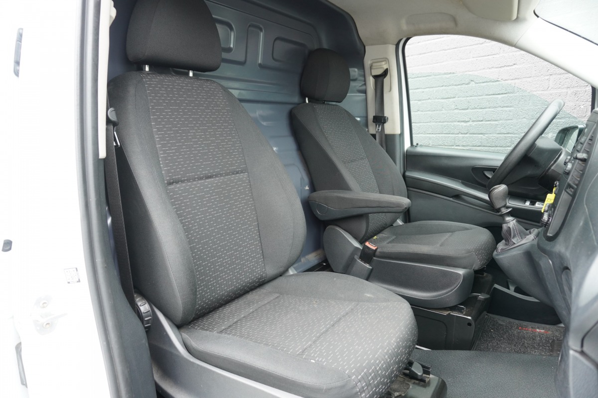 Mercedes-Benz Vito 110 CDI Lang EURO 6 - Airco - Navi - Cruise - €15.950,- Excl.