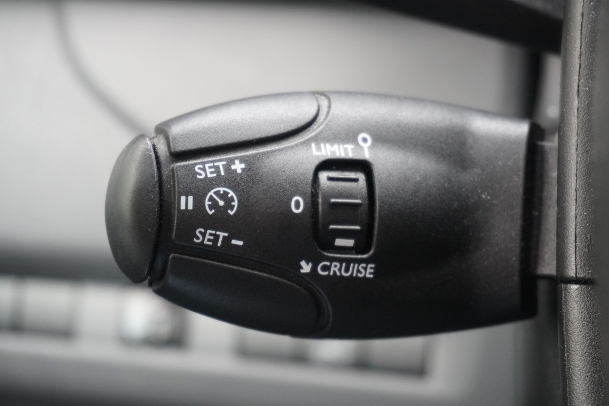 Citroën Jumpy 1.5 BlueHDI L2 EURO 6 - Airco - Cruise - PDC - €10.900,- Excl. Citroën Jumpy 1.5 BlueHDI L2 EURO 6 - Airco - Cruise - PDC - €10.900,- Excl.