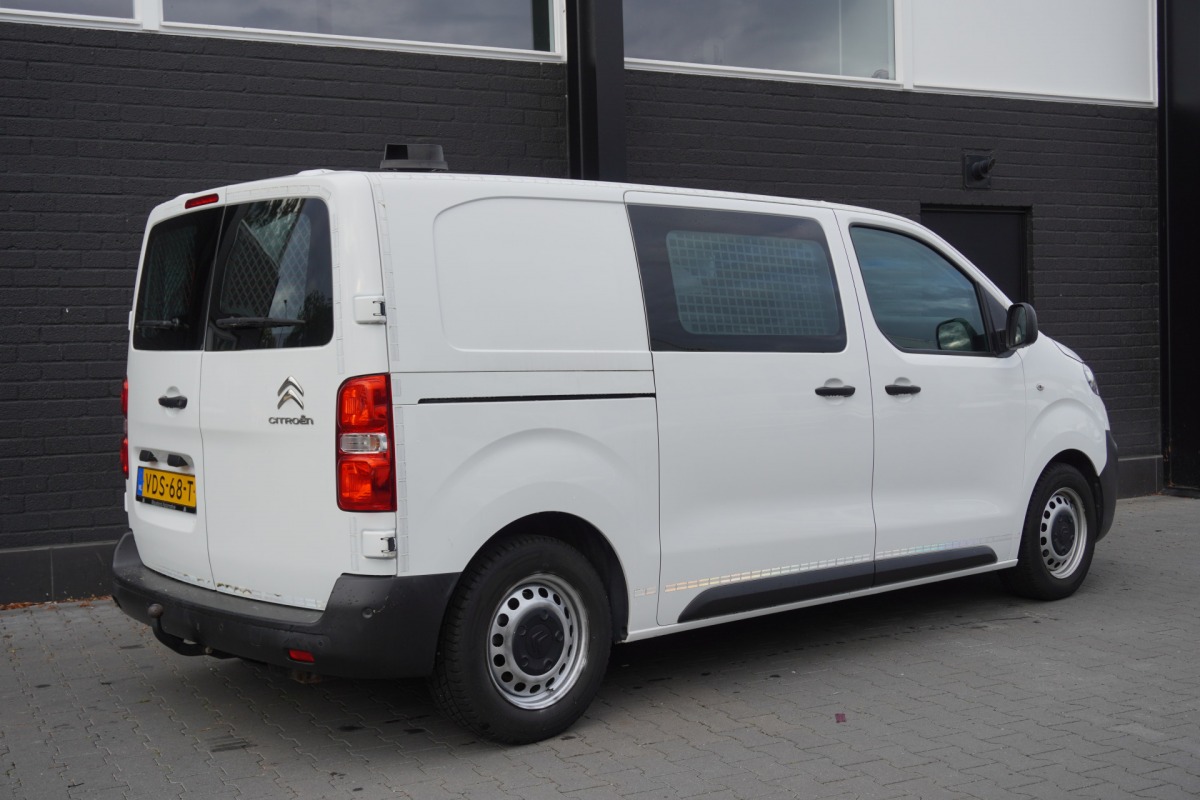 Citroën Jumpy 1.5 BlueHDI L2 EURO 6 - Airco - Cruise - PDC - €10.900,- Excl. Citroën Jumpy 1.5 BlueHDI L2 EURO 6 - Airco - Cruise - PDC - €10.900,- Excl.