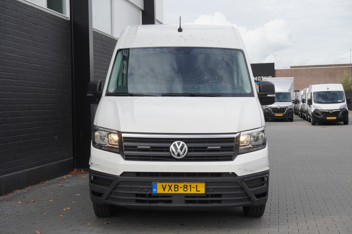 Volkswagen Crafter 2.0 TDI L3H3 140PK EURO 6 - Airco - Cruise - PDC - €19.900,- Excl. Volkswagen Crafter 2.0 TDI L3H3 140PK EURO 6 - Airco - Cruise - PDC - €19.900,- Excl.