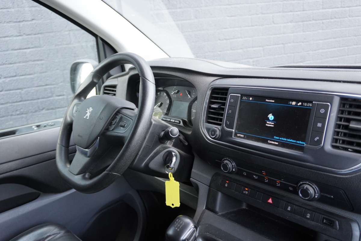 Peugeot Expert 1.5 BlueHDI L2 EURO 6 - Airco - Navi - Cruise - €9.950,- Excl. Peugeot Expert 1.5 BlueHDI L2 EURO 6 - Airco - Navi - Cruise - €9.950,- Excl.