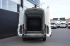 Ford Transit 2.0 TDCI L2H3 Automaat 170PK 2x Schuifdeur EURO 6 - Airco - Navi - Cruise - €12.950,- Excl. Ford Transit 2.0 TDCI L2H3 Automaat 170PK 2x Schuifdeur EURO 6 - Airco - Navi - Cruise - €12.950,- Excl.