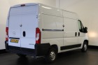 Opel Movano 2.2D L2H2 120PK EURO 6 - Airco - Cruise - € 17.950,- Excl. Opel Movano 2.2D L2H2 120PK EURO 6 - Airco - Cruise - € 17.950,- Excl.