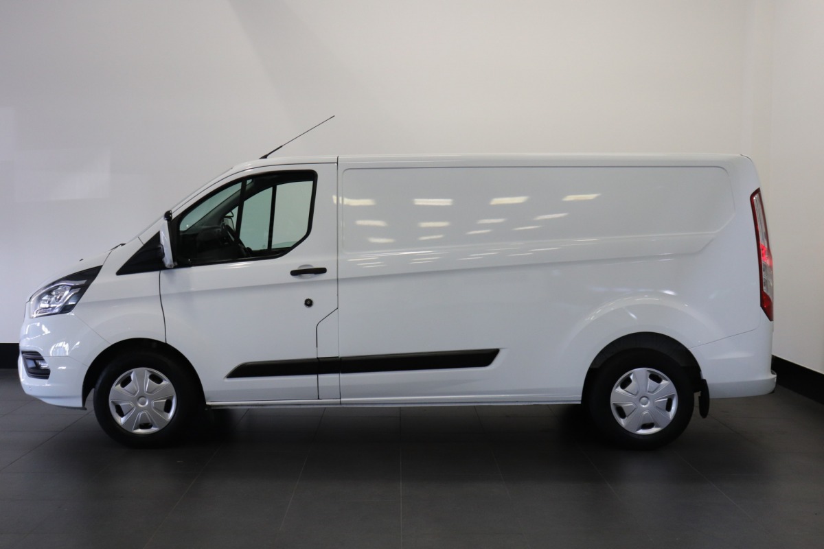 Ford Transit Custom 340 2.0 TDCI L2H1 Trend - Airco - Cruise - PDC - €13.950,- Excl.