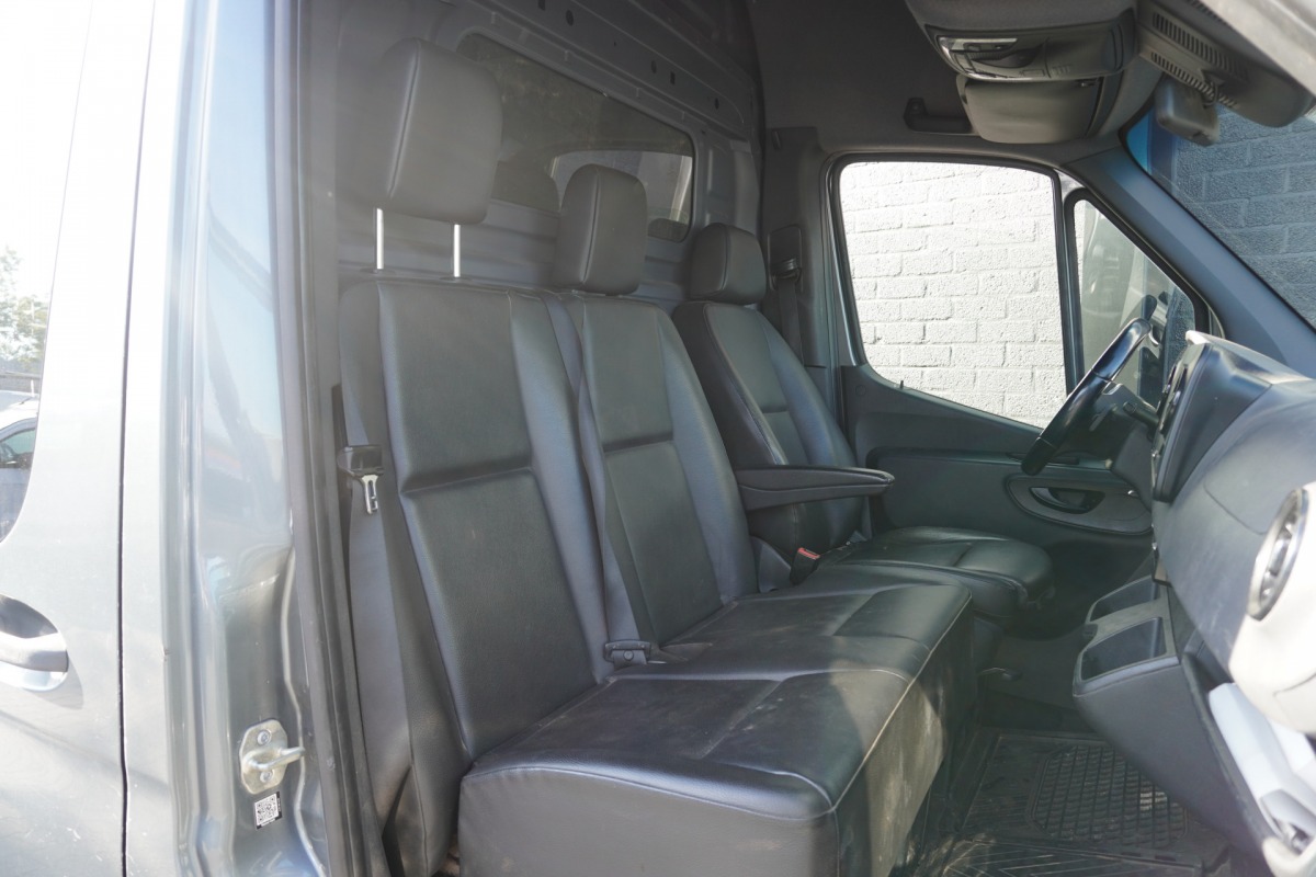 Mercedes-Benz Sprinter 316 2.2 CDI L4H2 Automaat EURO 6 - Airco - Navi - Cruise - €24.950,- Excl. Mercedes-Benz Sprinter 316 2.2 CDI L4H2 Automaat EURO 6 - Airco - Navi - Cruise - €24.950,- Excl.