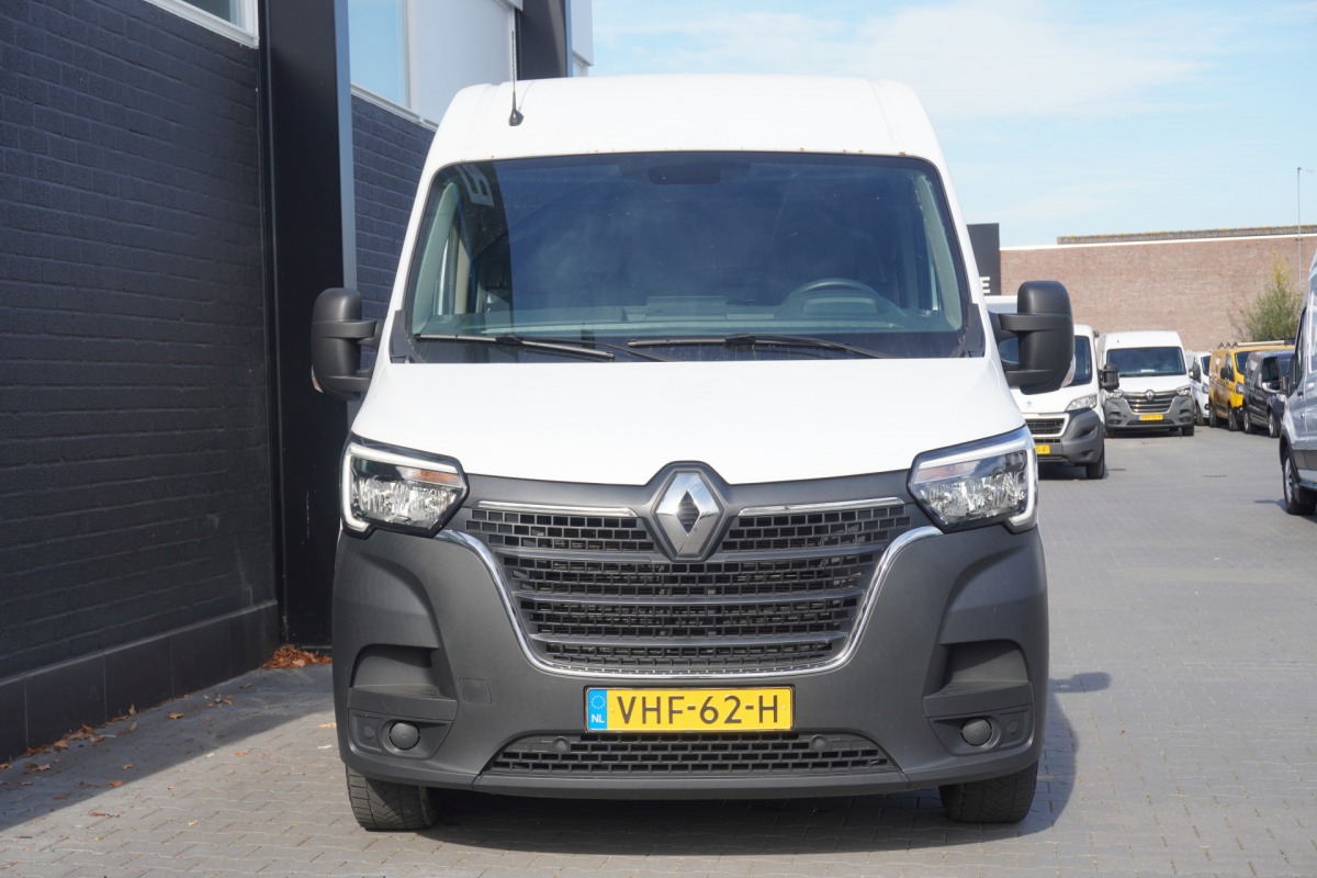 Renault Master 2.3 dCi 150PK L2H2 - Aico - Navi - Cruise - €13.900,- Renault Master 2.3 dCi 150PK L2H2 - Aico - Navi - Cruise - €13.900,-