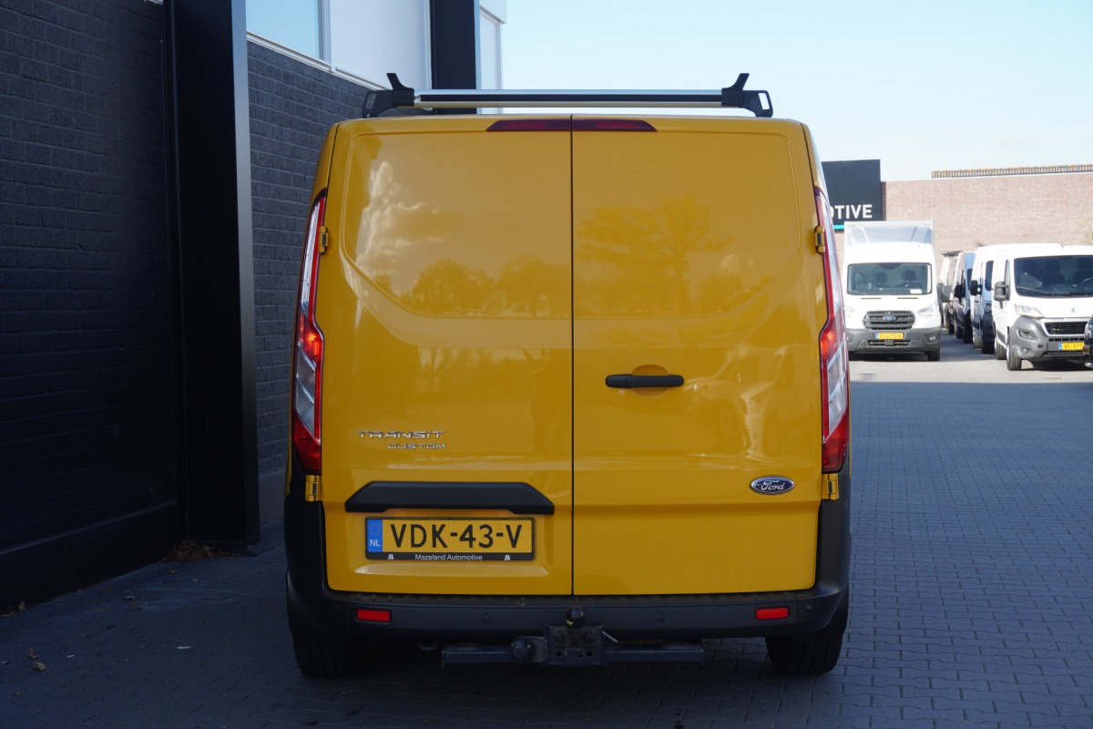 Ford Transit Custom 2.0 TDCI L2 EURO 6 - Airco - Cruise - PDC - €13.900,- Excl. Ford Transit Custom 2.0 TDCI L2 EURO 6 - Airco - Cruise - PDC - €13.900,- Excl.