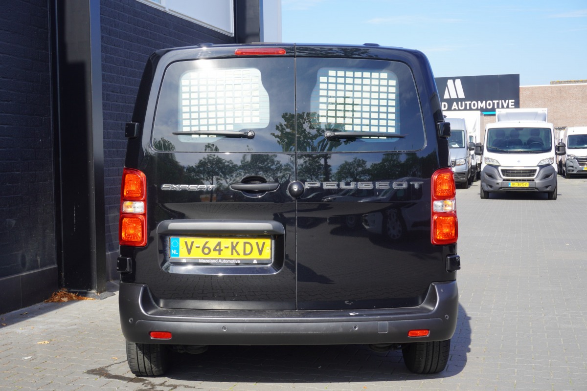 Peugeot Expert 2.0 BlueHDi 145PK L2 Automaat EURO 6 - Airco - Cruise - Camera - € 20.950,- Excl. Peugeot Expert 2.0 BlueHDi 145PK L2 Automaat EURO 6 - Airco - Cruise - Camera - € 20.950,- Excl.