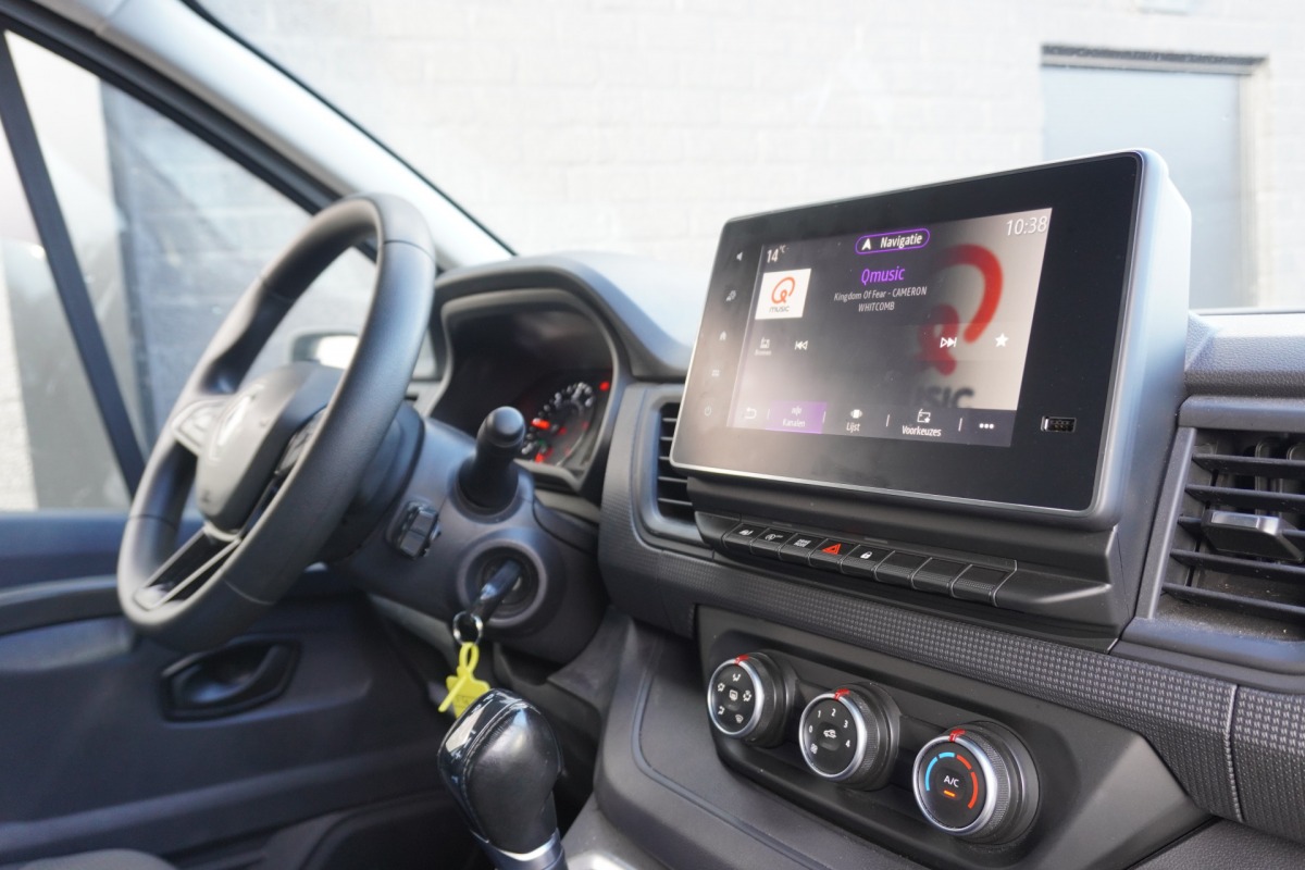 Renault Trafic 2.0 dCi 150PK Automaat EURO 6 - Airco - Navi - Cruise - €20.950,- Excl. Renault Trafic 2.0 dCi 150PK Automaat EURO 6 - Airco - Navi - Cruise - €20.950,- Excl.