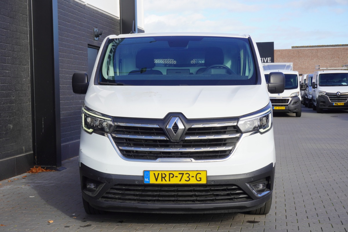 Renault Trafic 2.0 dCi 150PK Automaat EURO 6 - Airco - Navi - Cruise - €20.950,- Excl. Renault Trafic 2.0 dCi 150PK Automaat EURO 6 - Airco - Navi - Cruise - €20.950,- Excl.