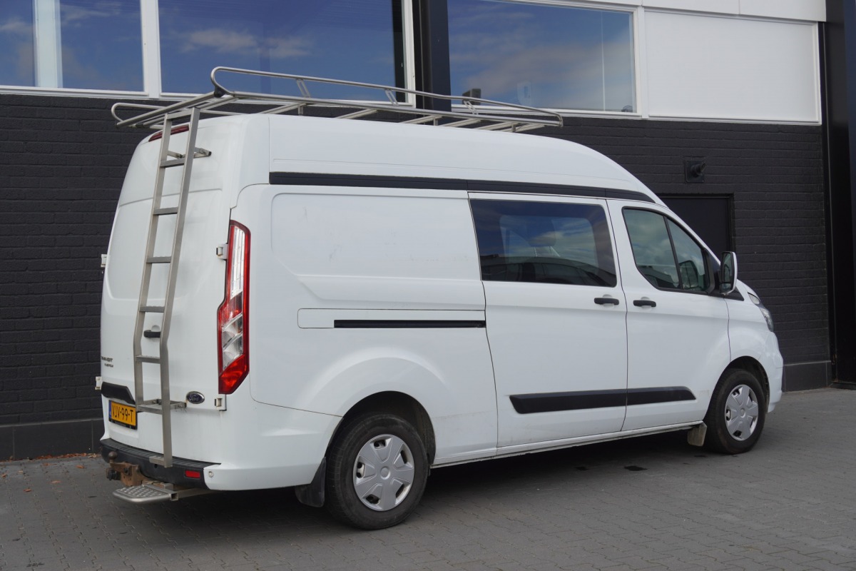 Ford Transit Custom 2.0 TDCI Dubbel Cabine L2H2 EURO 6 - Airco - Cruise - PDC - €17.900,- Excl. Ford Transit Custom 2.0 TDCI Dubbel Cabine L2H2 EURO 6 - Airco - Cruise - PDC - €17.900,- Excl.