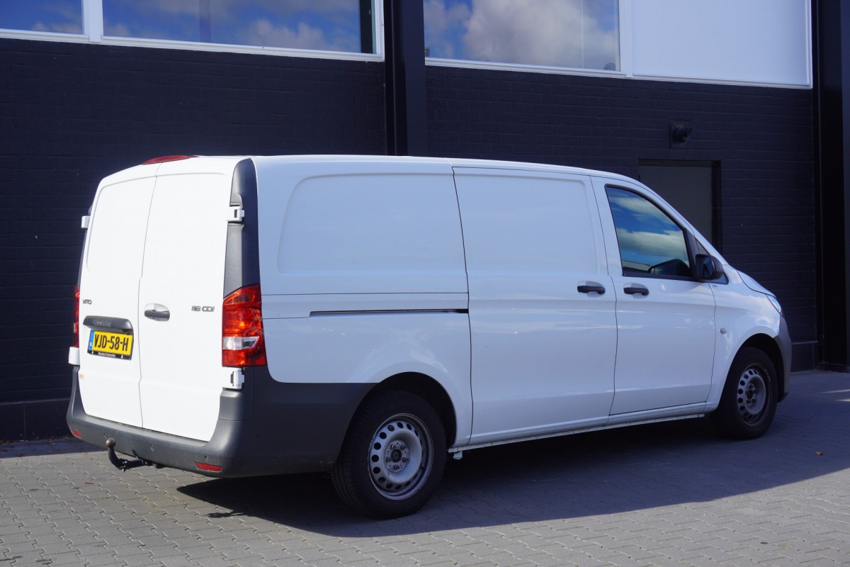 Mercedes-Benz Vito 116 CDI Lang - EURO 6 - Airco - Navi - Cruise - PDC - € 15.900,- Excl. Mercedes-Benz Vito 116 CDI Lang - EURO 6 - Airco - Navi - Cruise - PDC - € 15.900,- Excl.