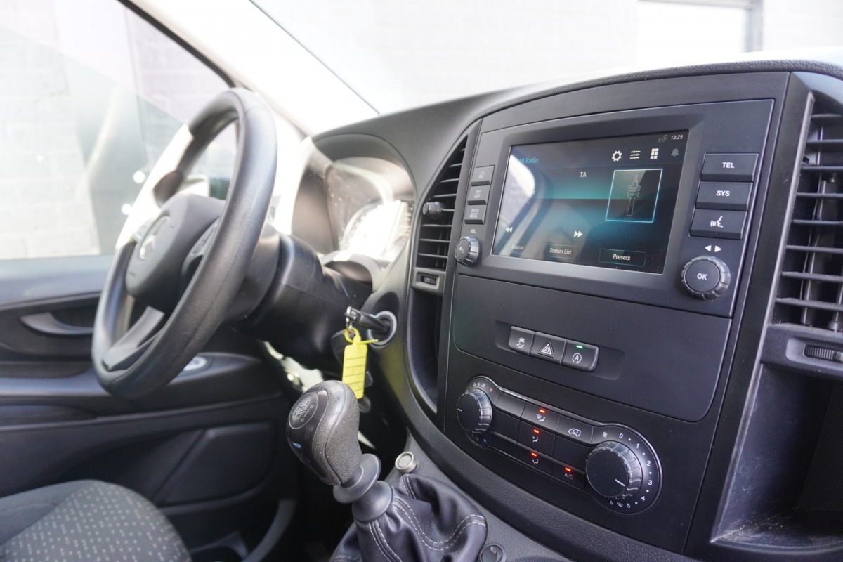 Mercedes-Benz Vito 116 CDI Lang - EURO 6 - Airco - Navi - Cruise - PDC - € 15.900,- Excl. Mercedes-Benz Vito 116 CDI Lang - EURO 6 - Airco - Navi - Cruise - PDC - € 15.900,- Excl.