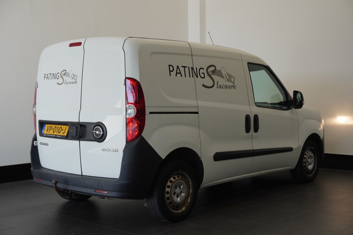 Opel Combo 1.3 CDTi - Airco - Cruise - Trekhaak - €2.499,- Ex. BTW Opel Combo 1.3 CDTi - Airco - Cruise - Trekhaak - €2.499,- Ex. BTW