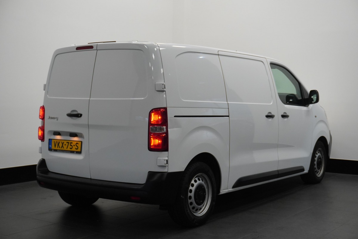 Citroën ë-Jumpy 75 kWh 136PK - Airco - Cruise - Carkit - €19.900,- Excl. Citroën ë-Jumpy 75 kWh 136PK - Airco - Cruise - Carkit - €19.900,- Excl.