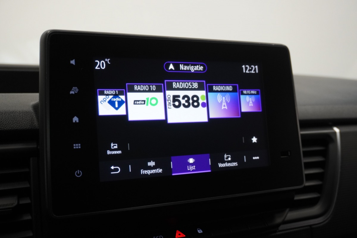 Renault Trafic 2.0 Blue dCi 130PK EURO 6 - Airco - Navi - Cruise - €16.900,- Excl. Renault Trafic 2.0 Blue dCi 130PK EURO 6 - Airco - Navi - Cruise - €16.900,- Excl.
