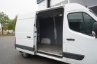 Renault Master 2.3 dCi 135PK L2H2 EURO 6 - Airco - Navi - Cruise - €16.950,- Excl. Renault Master 2.3 dCi 135PK L2H2 EURO 6 - Airco - Navi - Cruise - €16.950,- Excl.