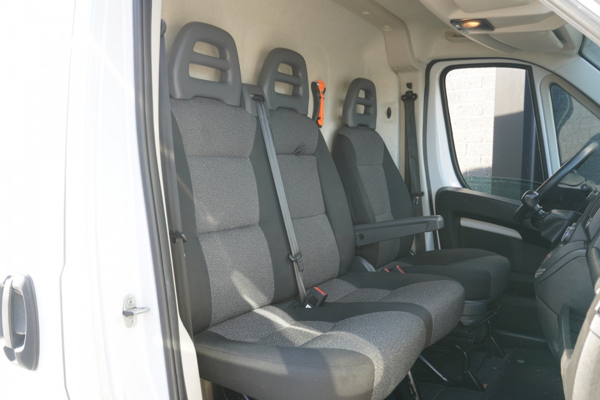 Fiat Ducato 2.3 MultiJet L2H2 140PK EURO 6 - Airco - Navi - Cruise - €14.950,- Excl. Fiat Ducato 2.3 MultiJet L2H2 140PK EURO 6 - Airco - Navi - Cruise - €14.950,- Excl.