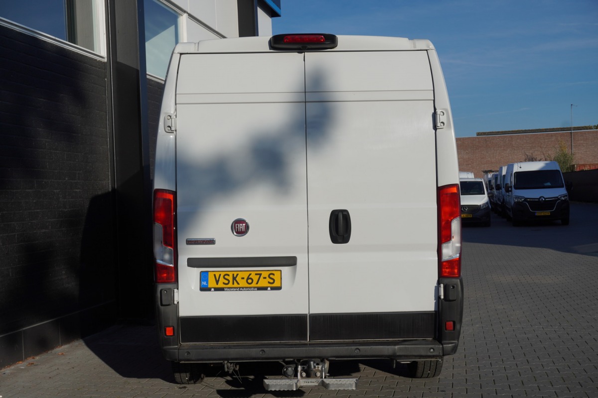Fiat Ducato 2.3 MultiJet L2H2 140PK EURO 6 - Airco - Navi - Cruise - €14.950,- Excl. Fiat Ducato 2.3 MultiJet L2H2 140PK EURO 6 - Airco - Navi - Cruise - €14.950,- Excl.