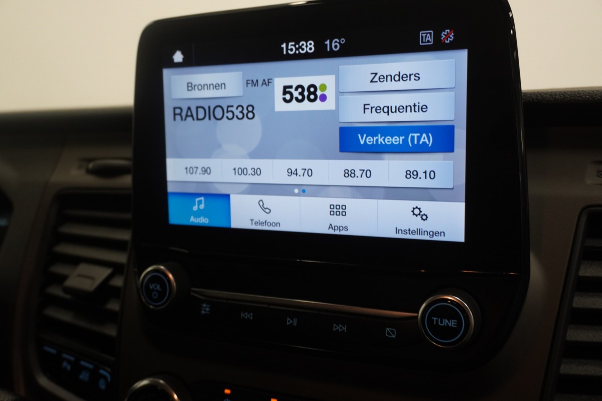 Ford Transit Custom 2.0 TDCI 170PK Automaat EURO 6 - Airco - Cruise - PDC - €14.900,- Excl. Ford Transit Custom 2.0 TDCI 170PK Automaat EURO 6 - Airco - Cruise - PDC - €14.900,- Excl.