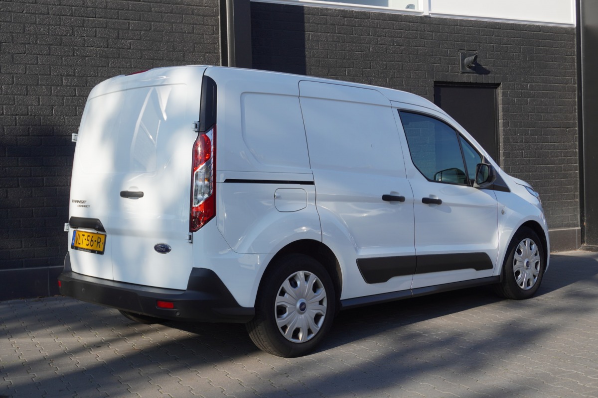 Ford Transit Connect 1.5 EcoBlue 100PK Automaat EURO 6 - Airco - Navi - Camera - € 13.950,- Excl. Ford Transit Connect 1.5 EcoBlue 100PK Automaat EURO 6 - Airco - Navi - Camera - € 13.950,- Excl.